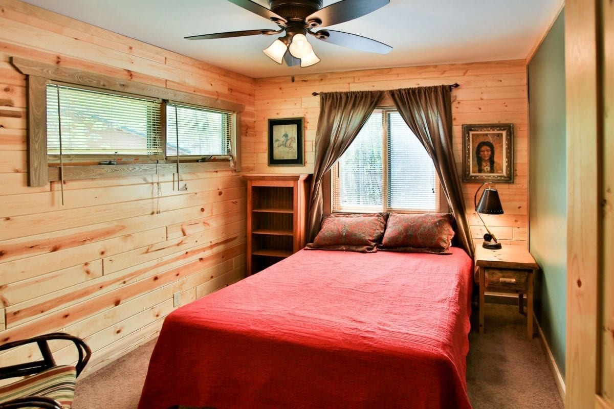 Teton Lodge bedroom