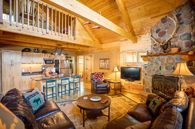 Teton Lodge living room, kitchen.